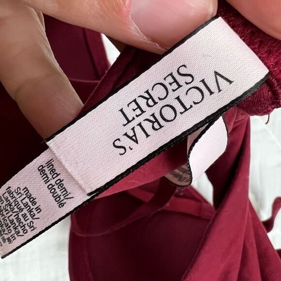 Victoria's Secret Women's Lined Demi Bra Red 34D T-Shirt Style - Picture 6 of 8